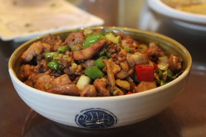 顺发食府(洪江古商城店)