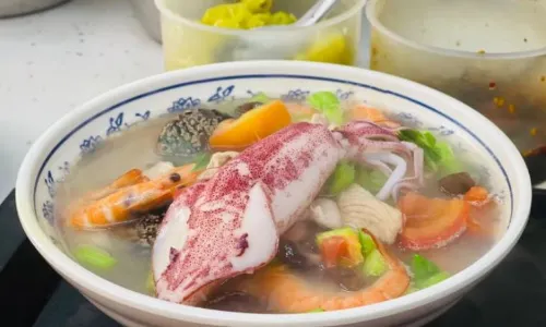 鲜粉之家(中山路店)