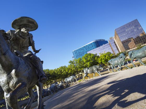 Cattle Drive sculptures by Robert Summers