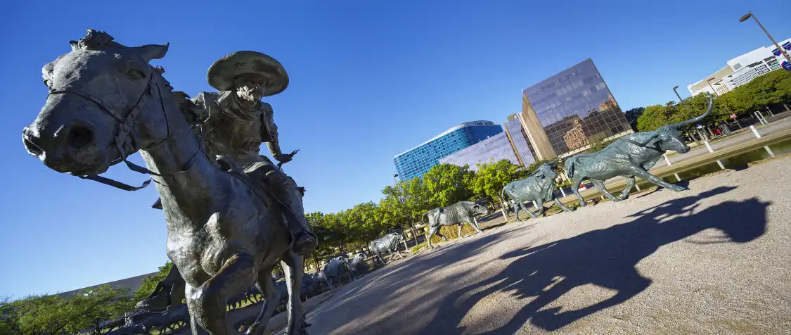 Hotel in zona Dallas Cattle Drive Sculptures
