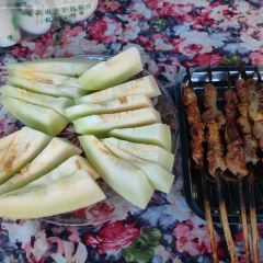巩留饮食一条街 User Photo