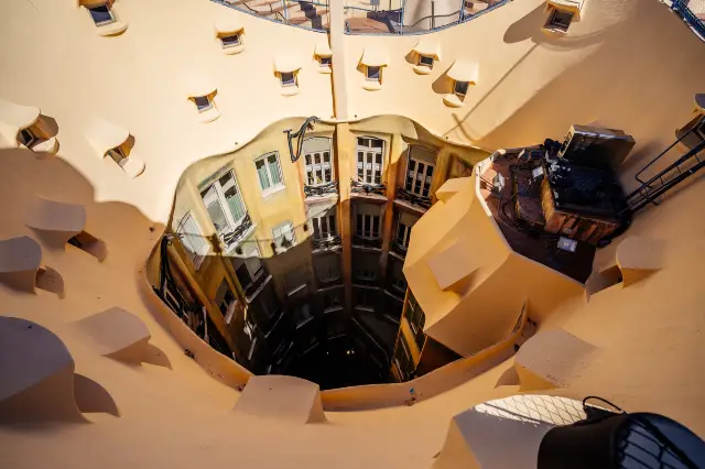 Gaudí Architecture Tour in Barcelona