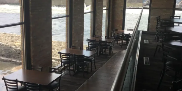 Fratello's Riverfront Restaurant