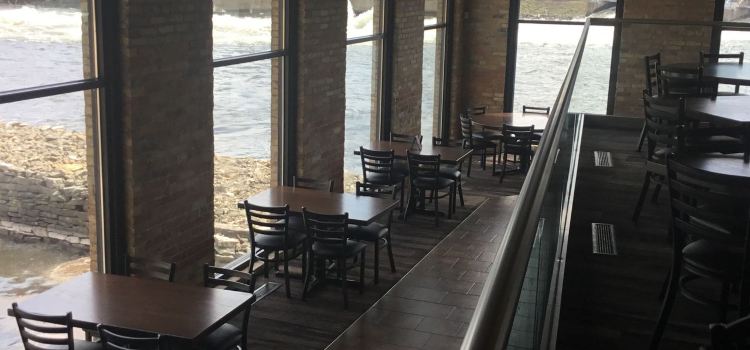 Fratello's Riverfront Restaurant