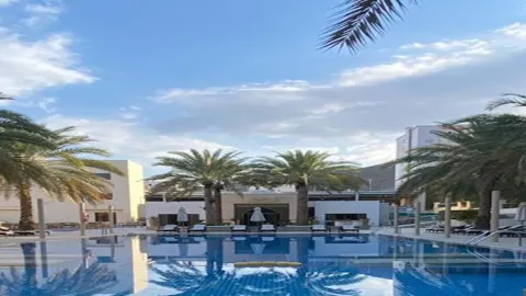 Courtyard at Sheraton Oman Hotel in 오만