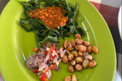 Ayam Betutu Khas Gilimanuk