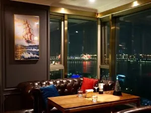 YUE LOUNGE