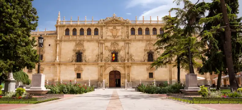 Hotels near Complejo El Olivar SL.