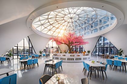 無極雪礦泉水假日飯店·體驗餐廳