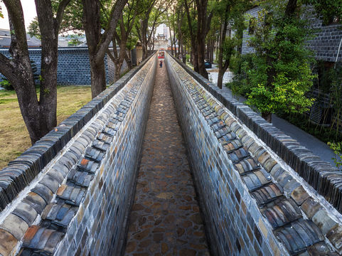 Liuchi Alley