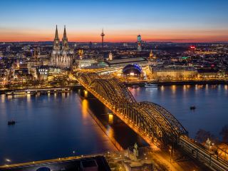 Flug Kiew Köln