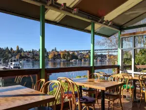 Agua Verde Cafe