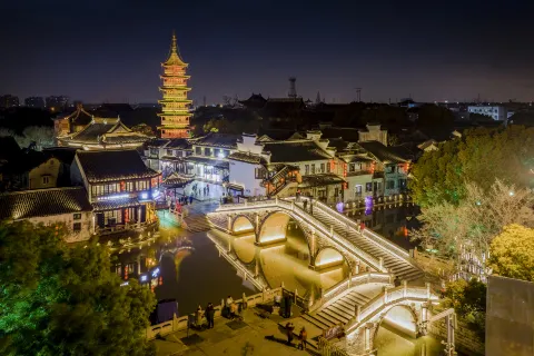 Qiandeng Ancient Town