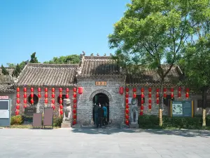 Huazu Temple