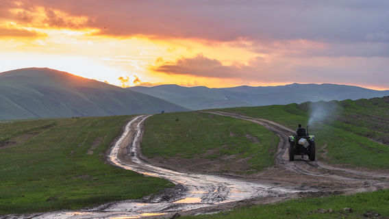 Jarud Banner Mountain Grassland Tourist Area (Army Horse Pasture)