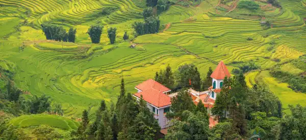 Hotels near Phung Trekking sapa