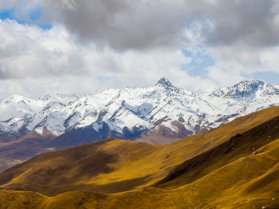 The Qilian Mountain Scenic Area