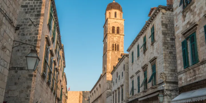 杜布羅夫尼克鐘樓