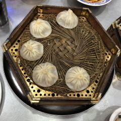 Xi an Jiasan Stuffed With Juicy Pork Baoziguan 여행 사진