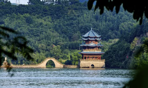 Yan Ziling’s Angling Terrace