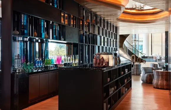 三亞綠髮山海天酒店·傲途格精選·廊 大堂吧 THE LOUNGE