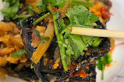 梅姨臭豆腐（中醫院店）