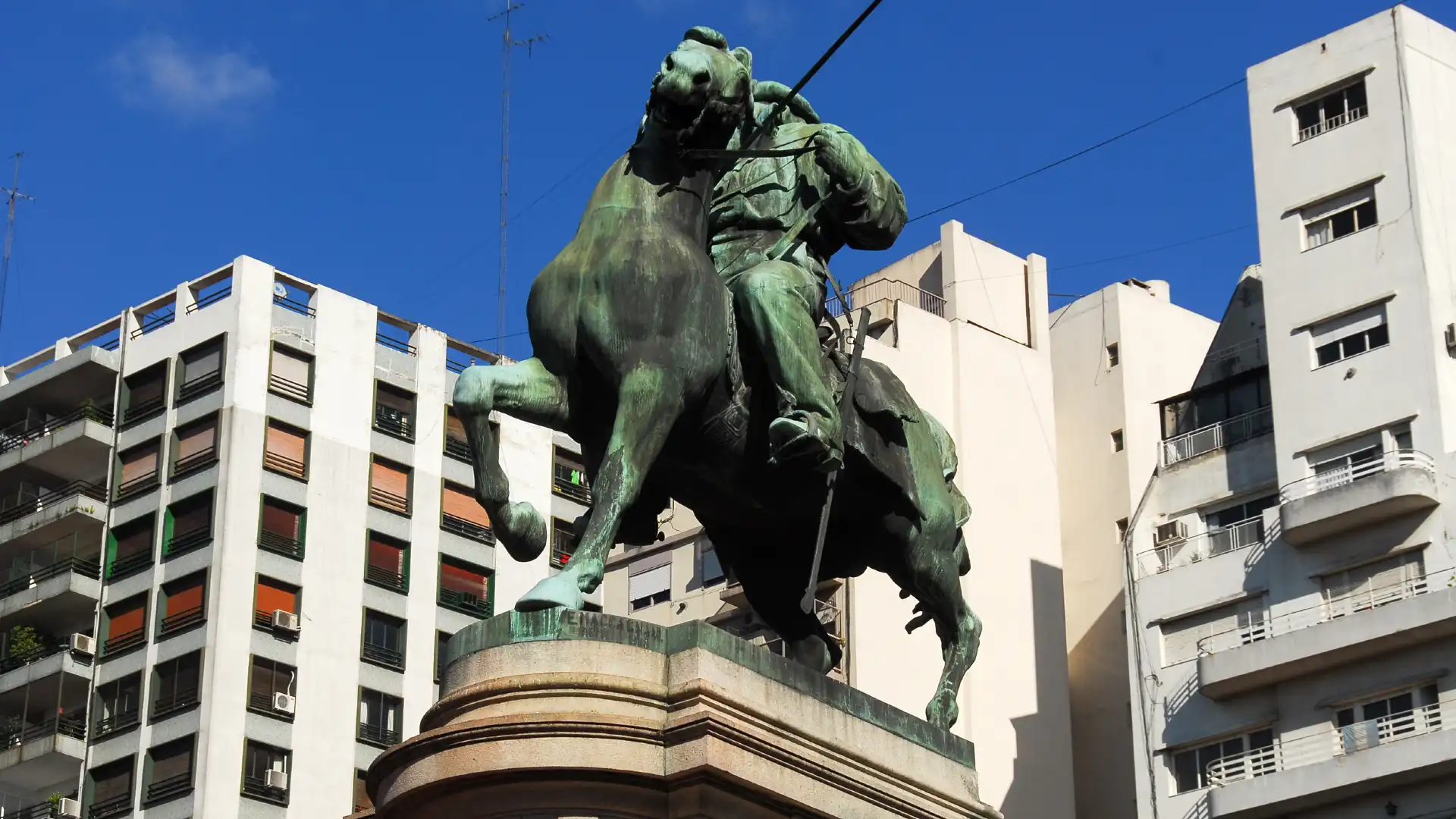 Hotels near Monumento a Giuseppe Garibaldi