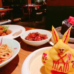 Poppy Flower Fusion Hot Pot Food 여행 사진