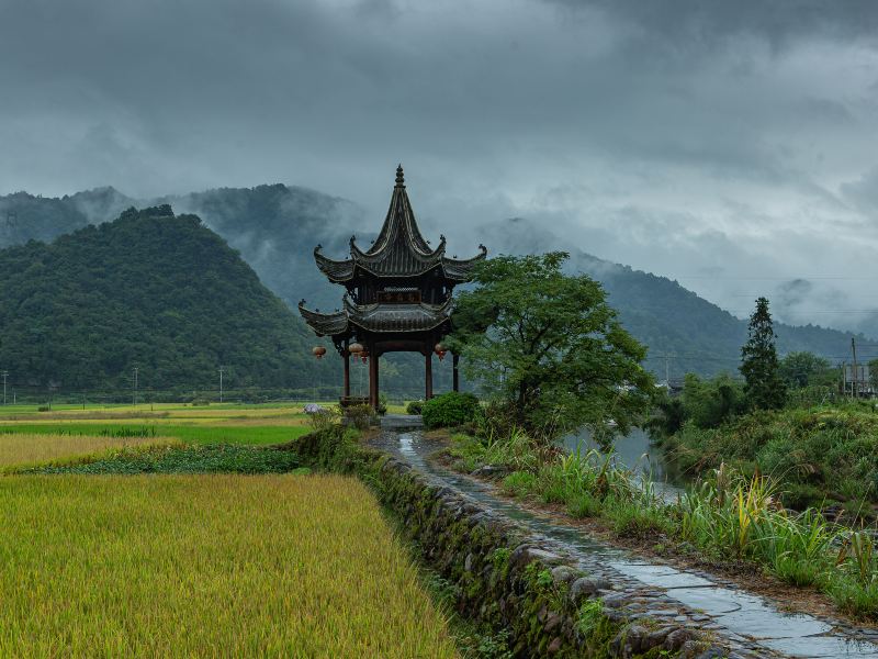 高路亭村