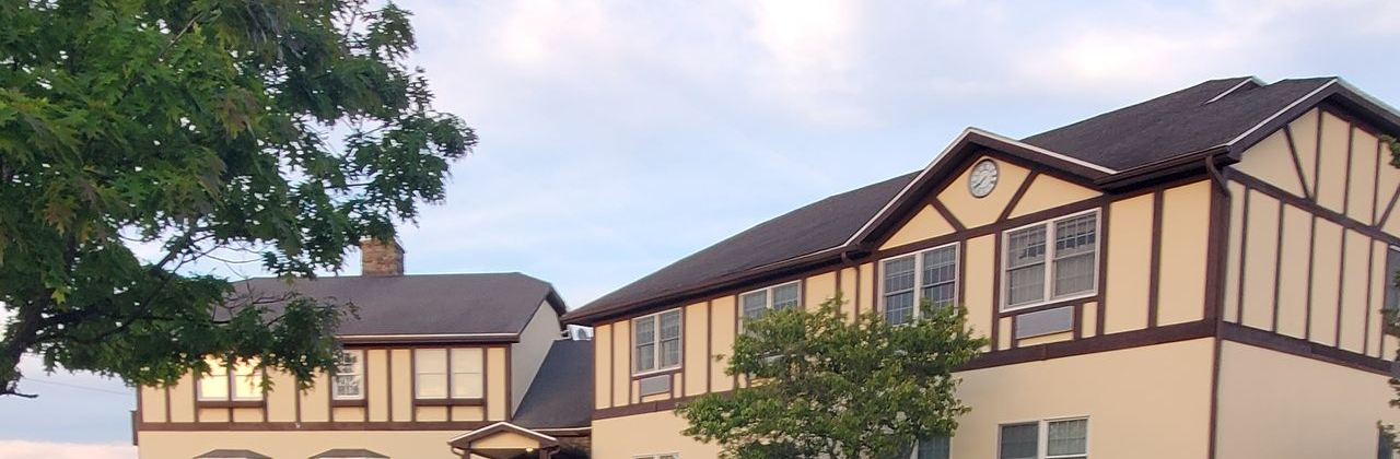 Camelot Restaurant & Inn