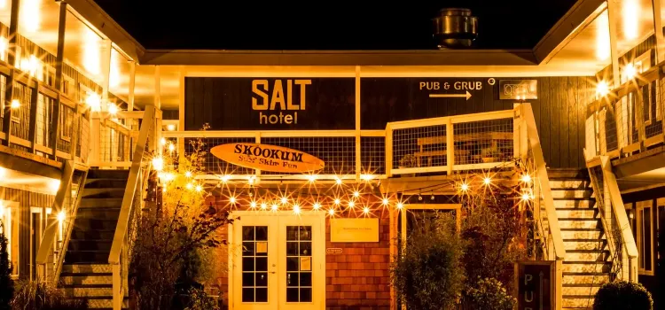 Salt Pub