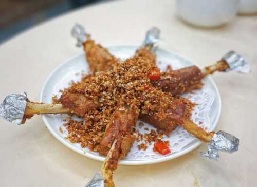 Under Bridge Spicy Crab