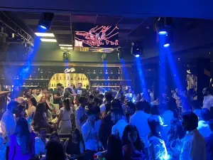 Club BW