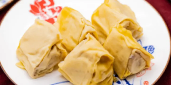 丁蓮芳（衣裳街店）