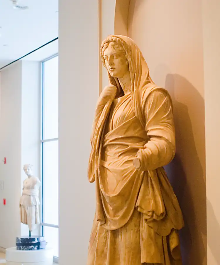 Hotels near The Walters Art Museum