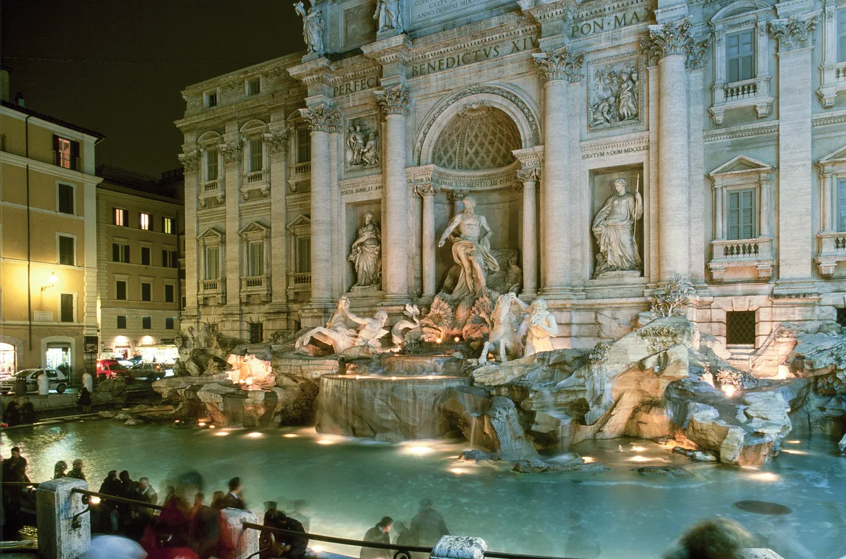 2_Trevi Fountain