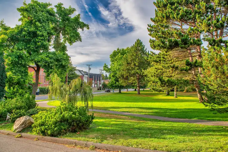 Các khách sạn gần Beacon Hill Park