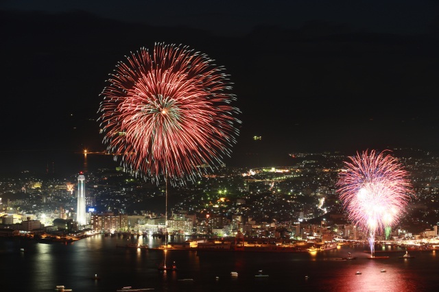 Kanmon Strait Fireworks Festival | Kitakyushu City