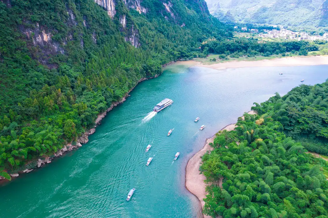 Hotels near Li River Xingping Section Cruise