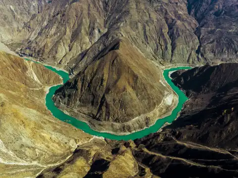 Hotels near Benzilan Town