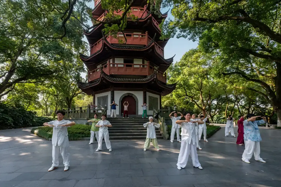 Hotels near Fushan Park