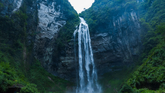 Liusha Waterfall