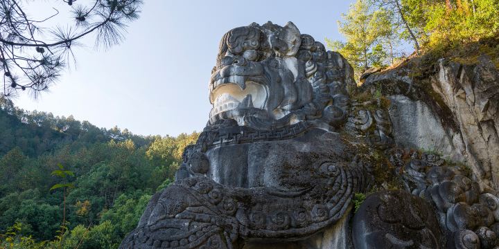 満賢林千獅子山