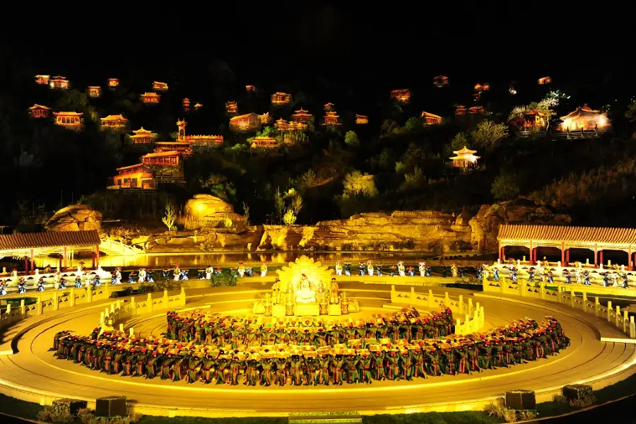 "Peak Dynasty Emperor Kangxi Ceremony"
