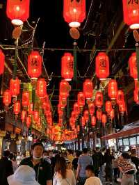 Breathtaking night walks, Yuyuan Garden