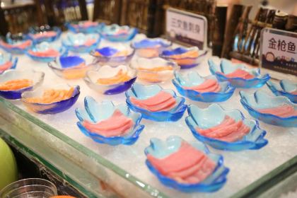 泰山新合作国际酒店自助餐