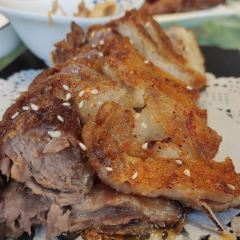 Yixiang·dunhuanglou (zhongshanbeilu) User Photo