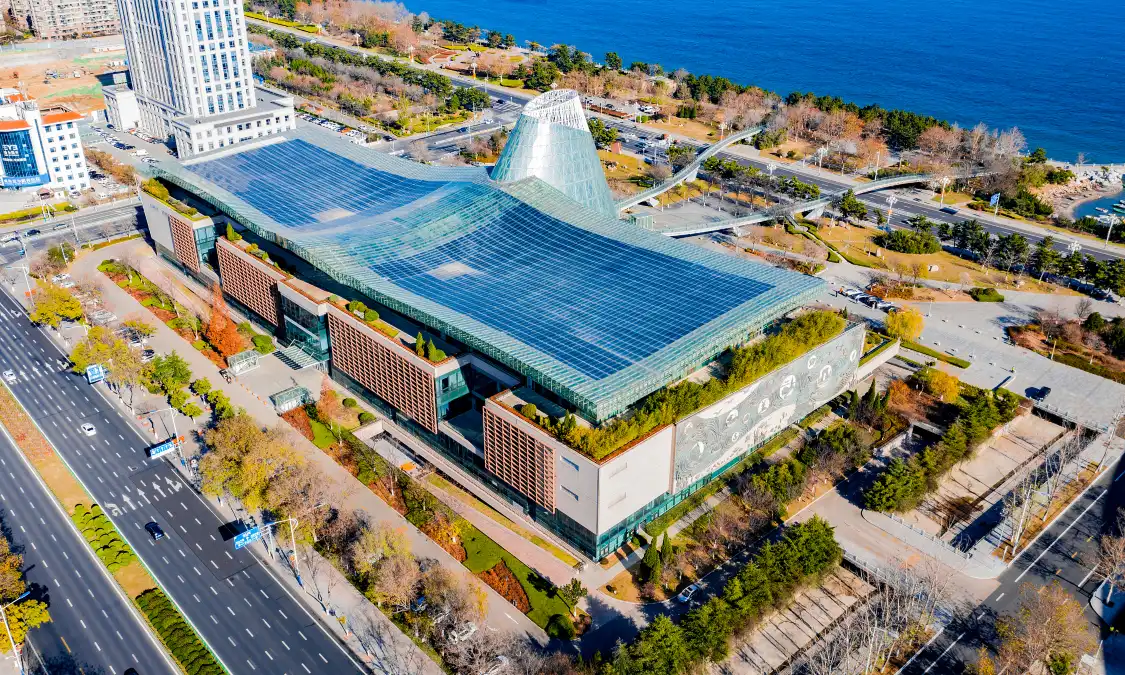Hotels near Weihai Museum