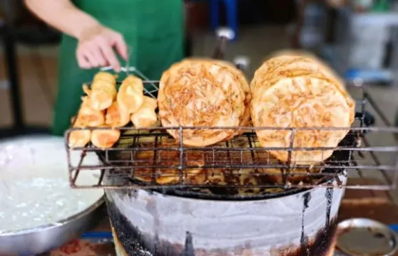 老字型大小李姨墨魚丸蝦餅(總店)