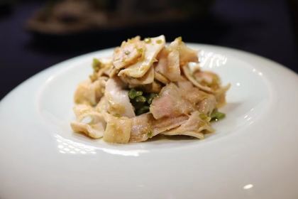 荖猎户·中华原烹雅宴艺术餐厅